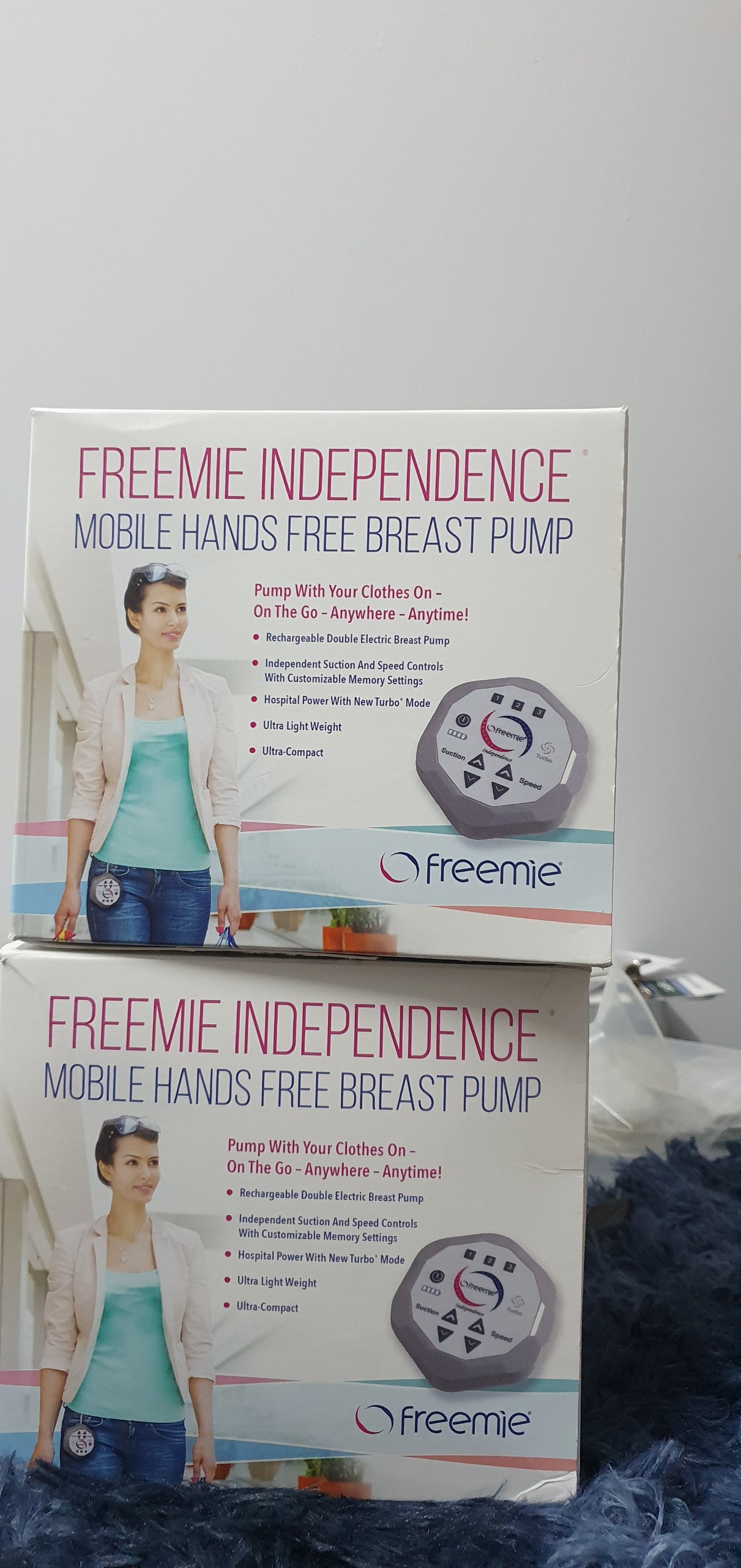 ( THANH LÝ) CUP VÀ MÁY HÚT SỮA FREEMIE