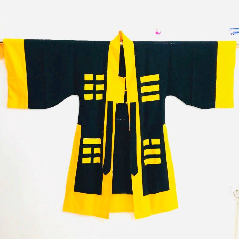 Áo cổ trang bát quái màu đen