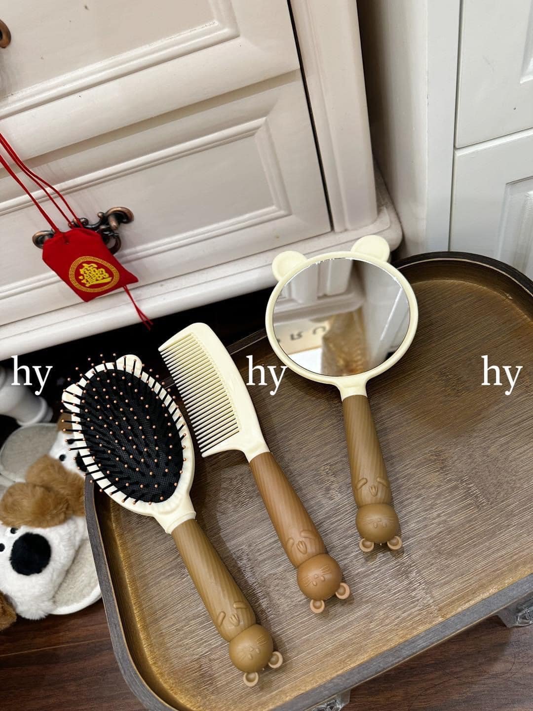 Sét 4 món gương lược cầm tay tiện lợi