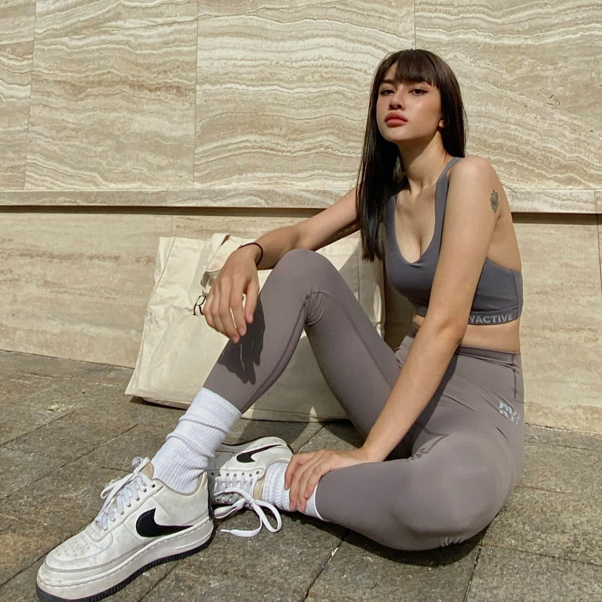 Quần legging thể thao dáng dài RYACTIVE - RYA Legging Brown