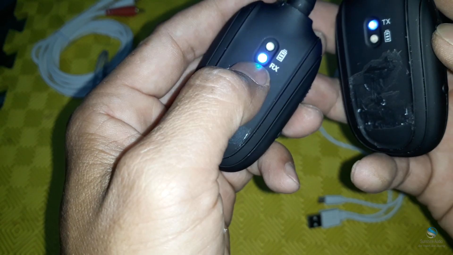 Bộ thu phát tín hiệu LIVESTREAM không dây