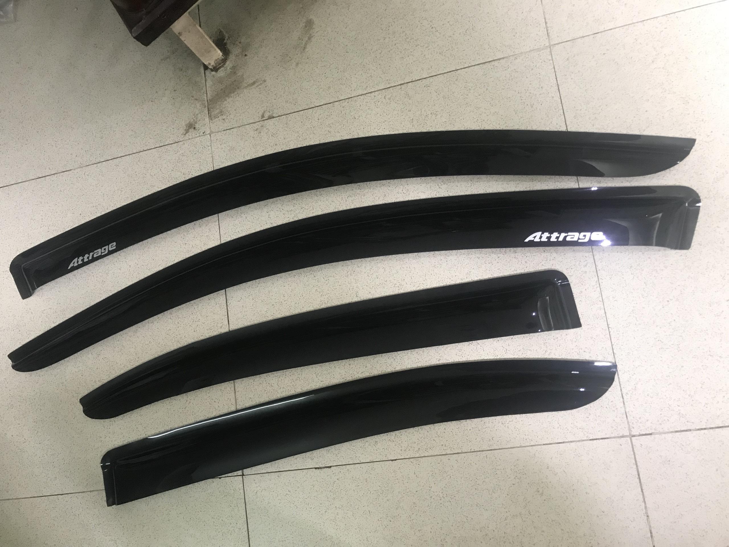 Bộ vè mưa đen xe Mitsubishi Attrage 2016-2019