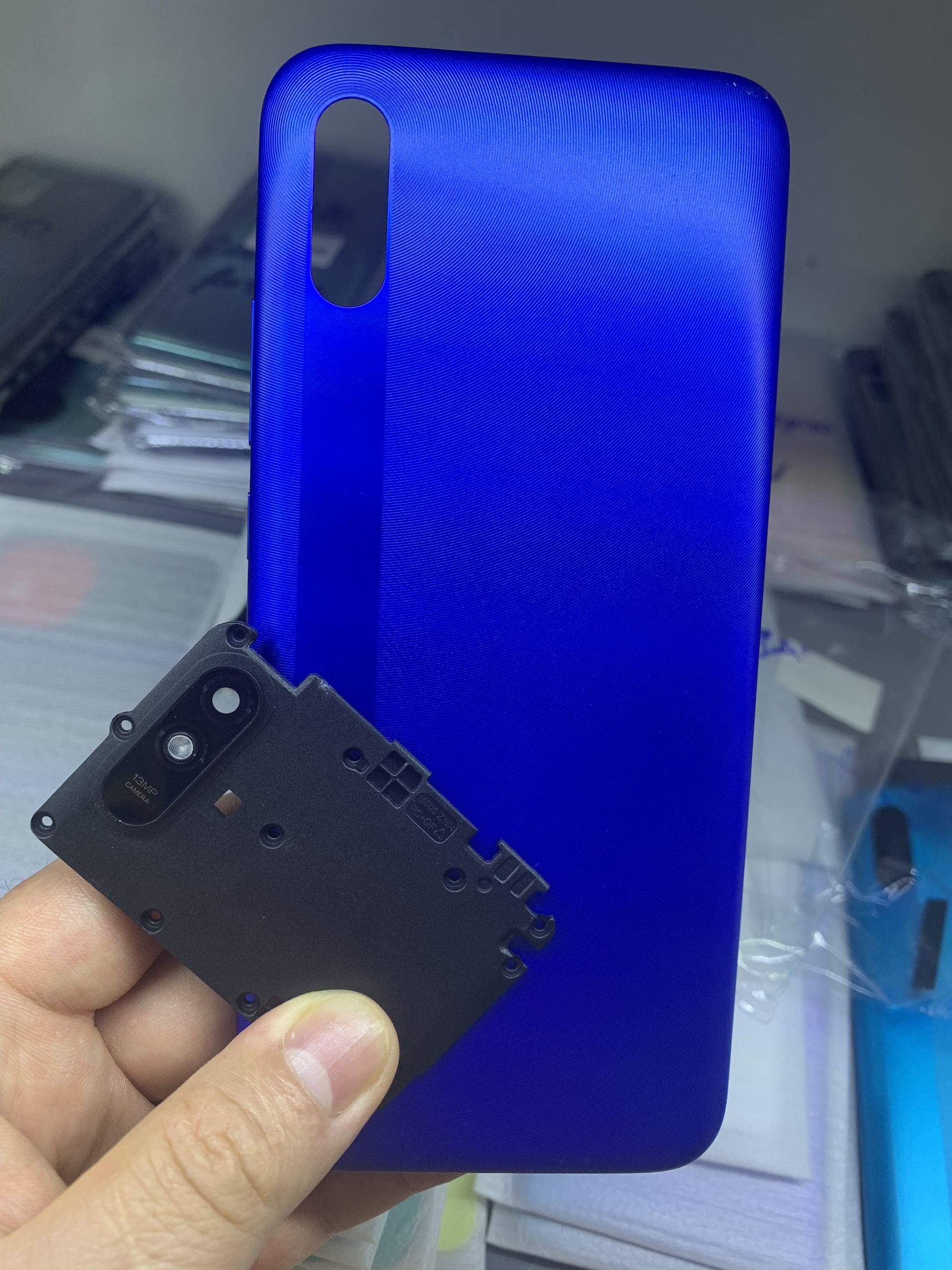 Khung xương, lưng vỏ, kính camera zin redmi 9A