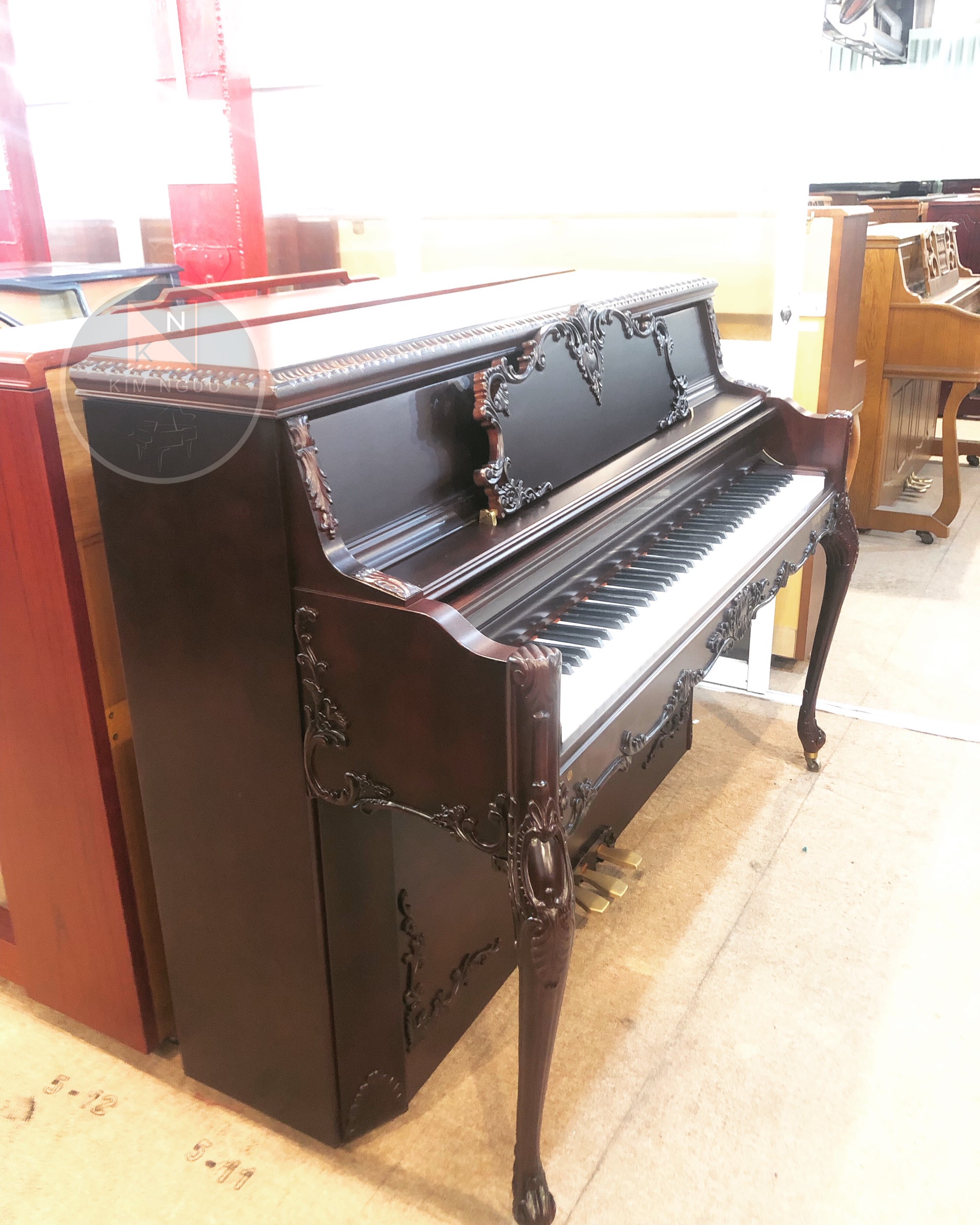ĐÀN PIANO YOUNG CHANG C110BQ