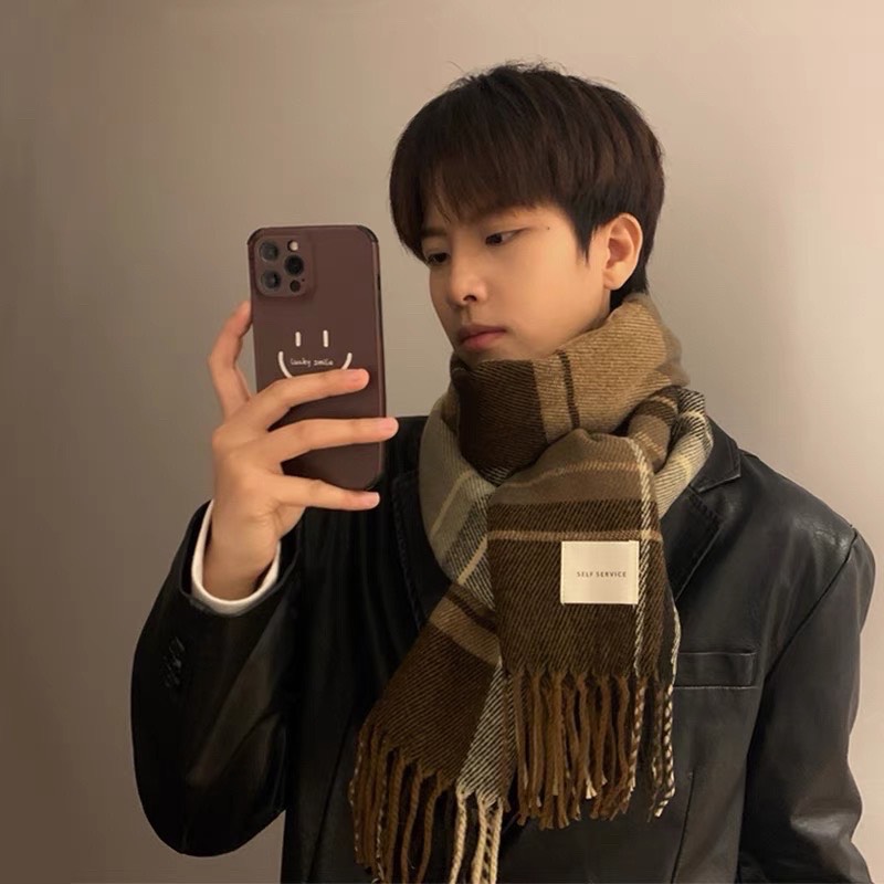 Khăn Choàng Nam: Hướng Dẫn Chọn Khăn Phù Hợp Phong Cách