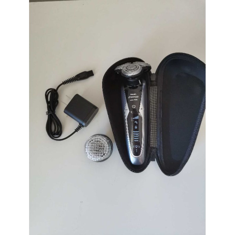 Máy cạo râu Philips serie 9000-s9311(new nobox)
