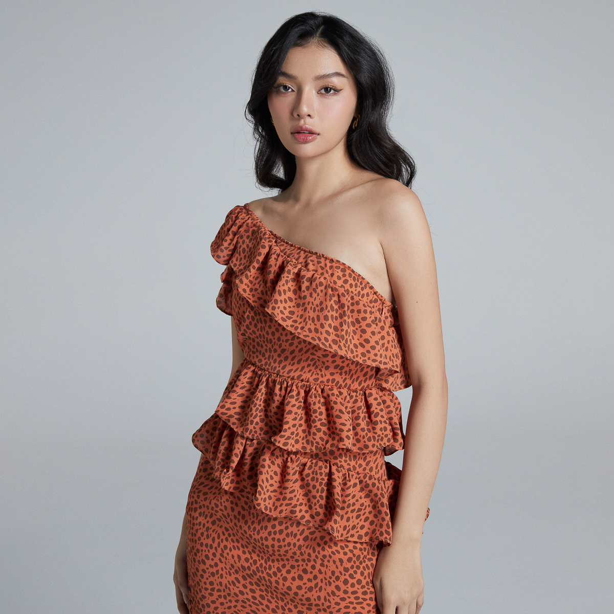 [NHẬP MÃ NOVFALAZSOCIAL02 GIẢM 40K ĐƠN 199K  ] Đầm Maybi ôm lệch vai bèo