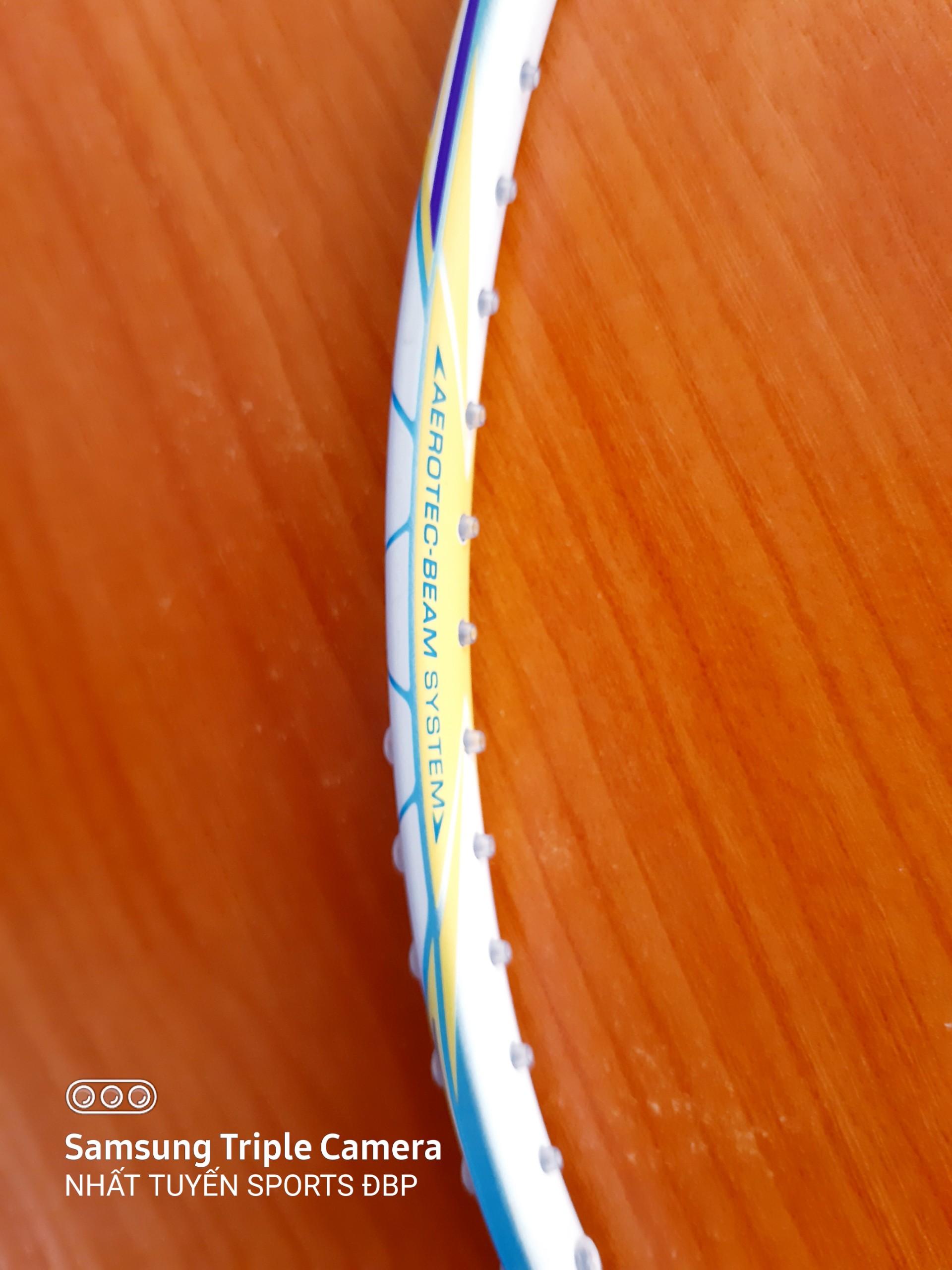 Vợt cầu lông Lining Windstorm 600 - 5U (Chính hãng)