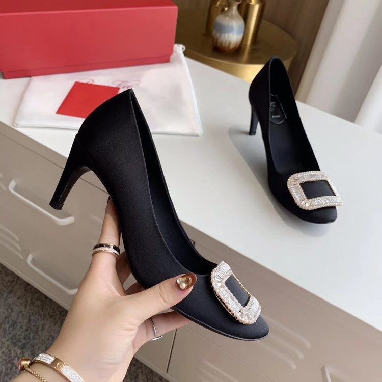 Giày cao gót lụa 6p về màu đen đẹp quá