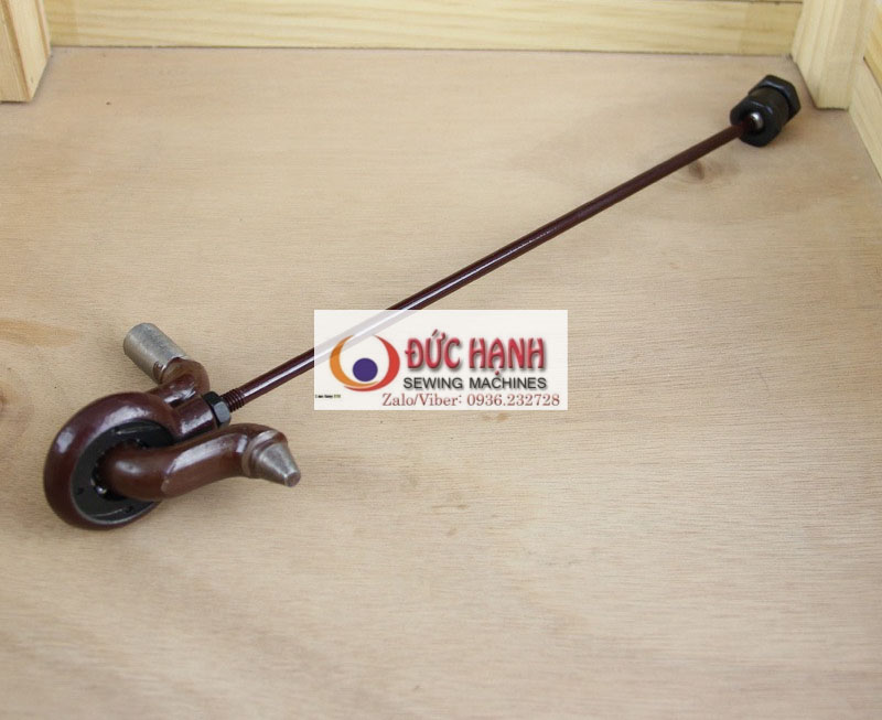CO ĐŨA MÁY MAY GIA ĐÌNH CON BƯỚM