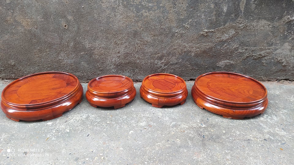 Đế kê bát nhang, gỗ hương (đường kính 14 đến 28cm)