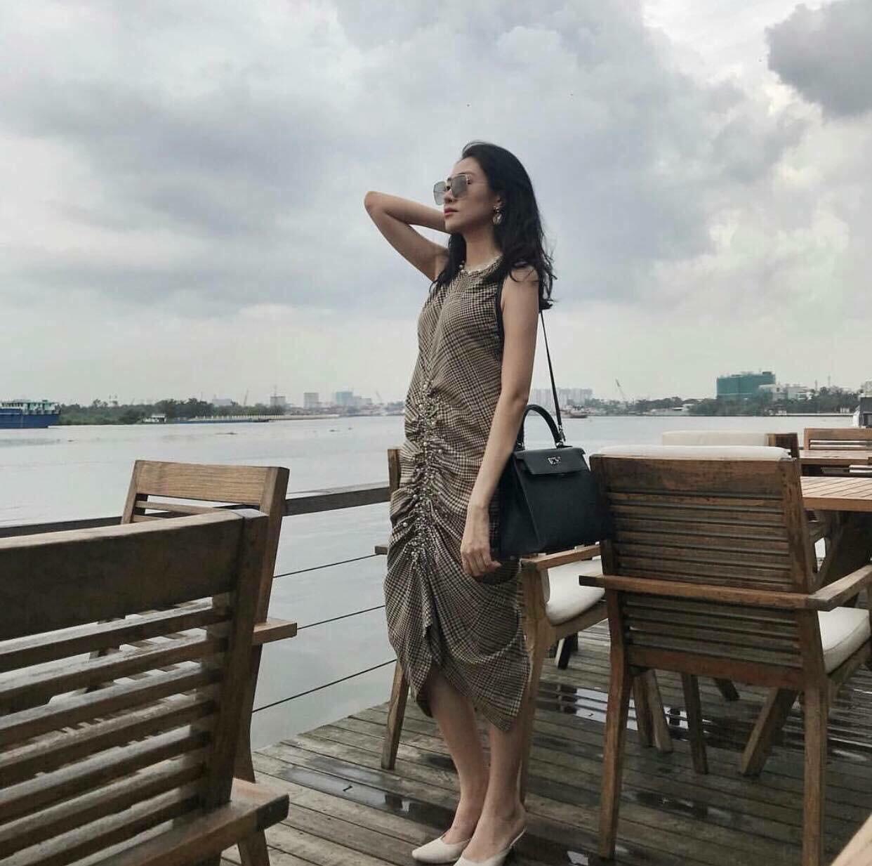 Đầm kẻ sọc kết ngọc - D268