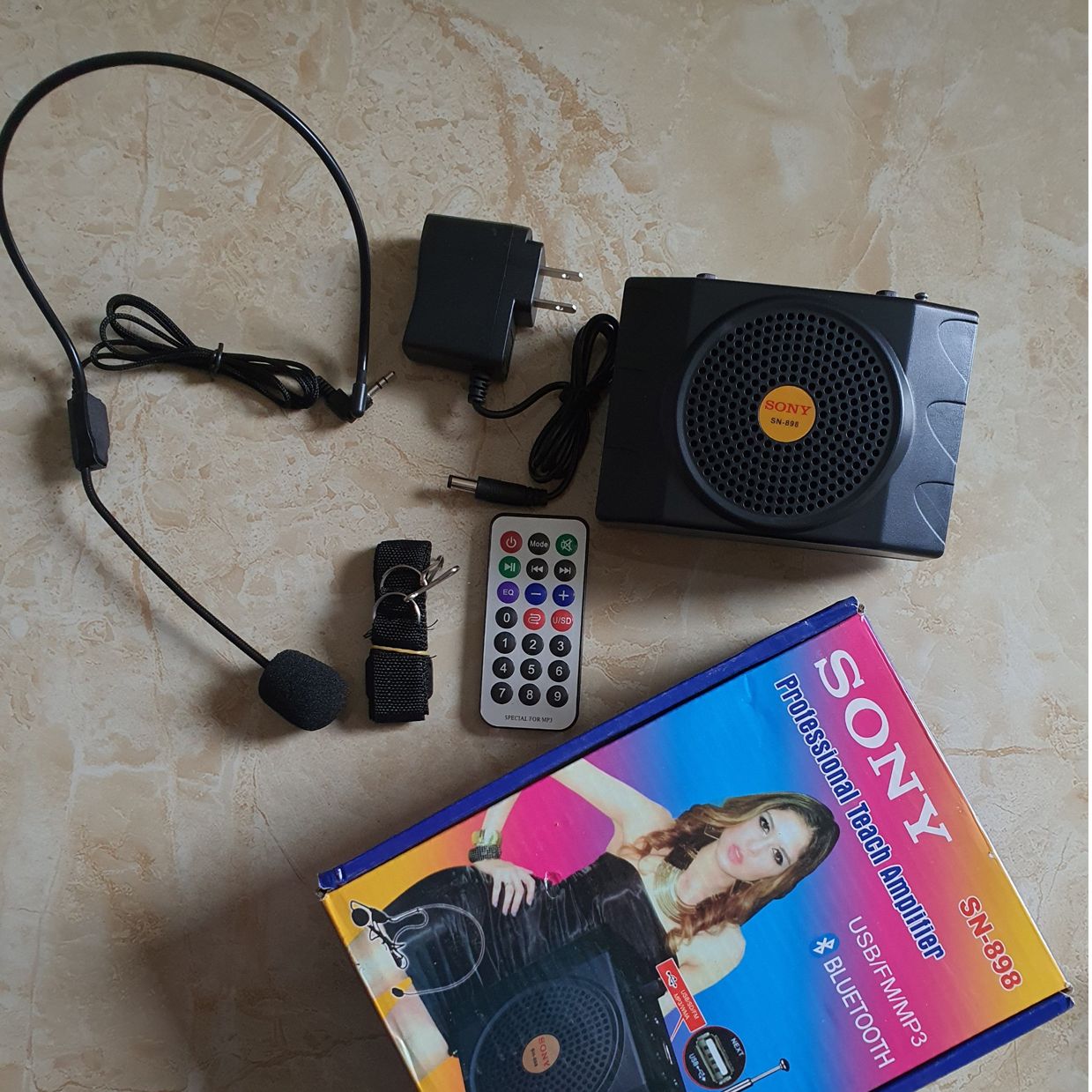 Máy trợ giảng Sony SN898 kèm mic có Bluetooth