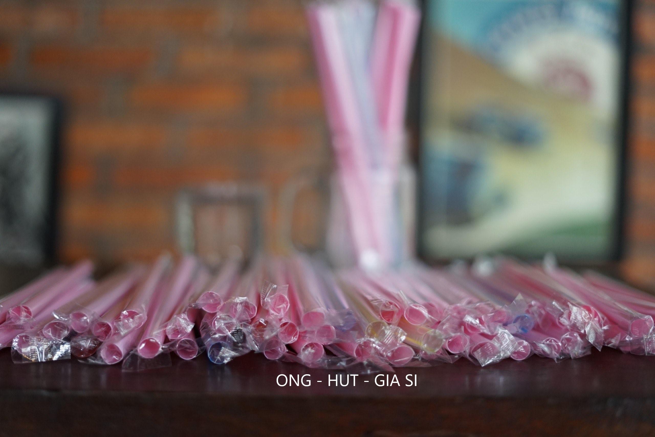 ỐNG HÚT TRÂN CHÂU MÀU ĐỎ CÓ MÀNG BỌC PHI 12 - 500gram