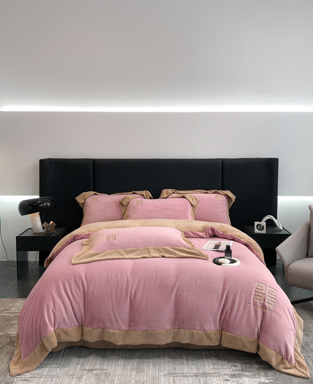 Chăn ga gối nỉ nhung thương hiệu cực sang chảnh cập bến kzz