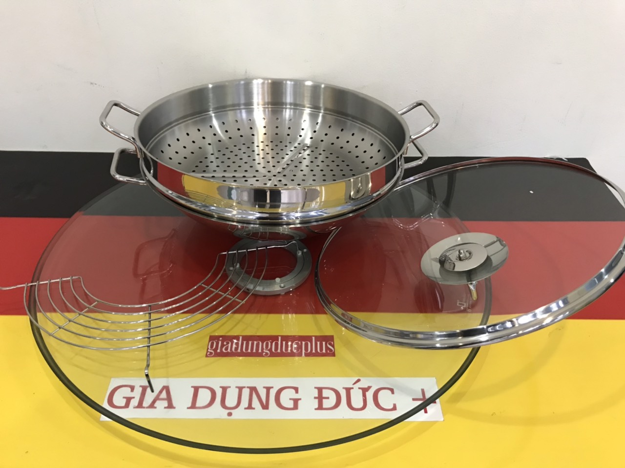 CHẢO XÀO - HẤP WMF WOK MACAO 36CM