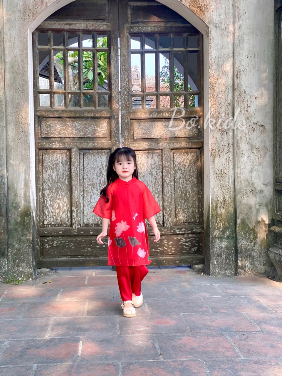 ÁO DÀI BÉ GÁI HOA SEN SIÊU XINH