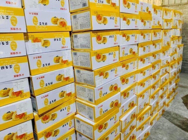 [HCM][1 cái] bánh LIU trứng chảy THƠM NGON- Coca 2403