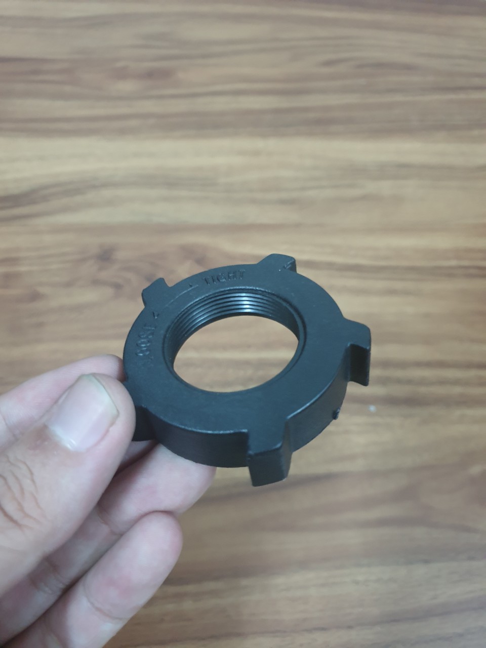 Chặn xiết hãm lồng quạt cánh quạt B3, B4
