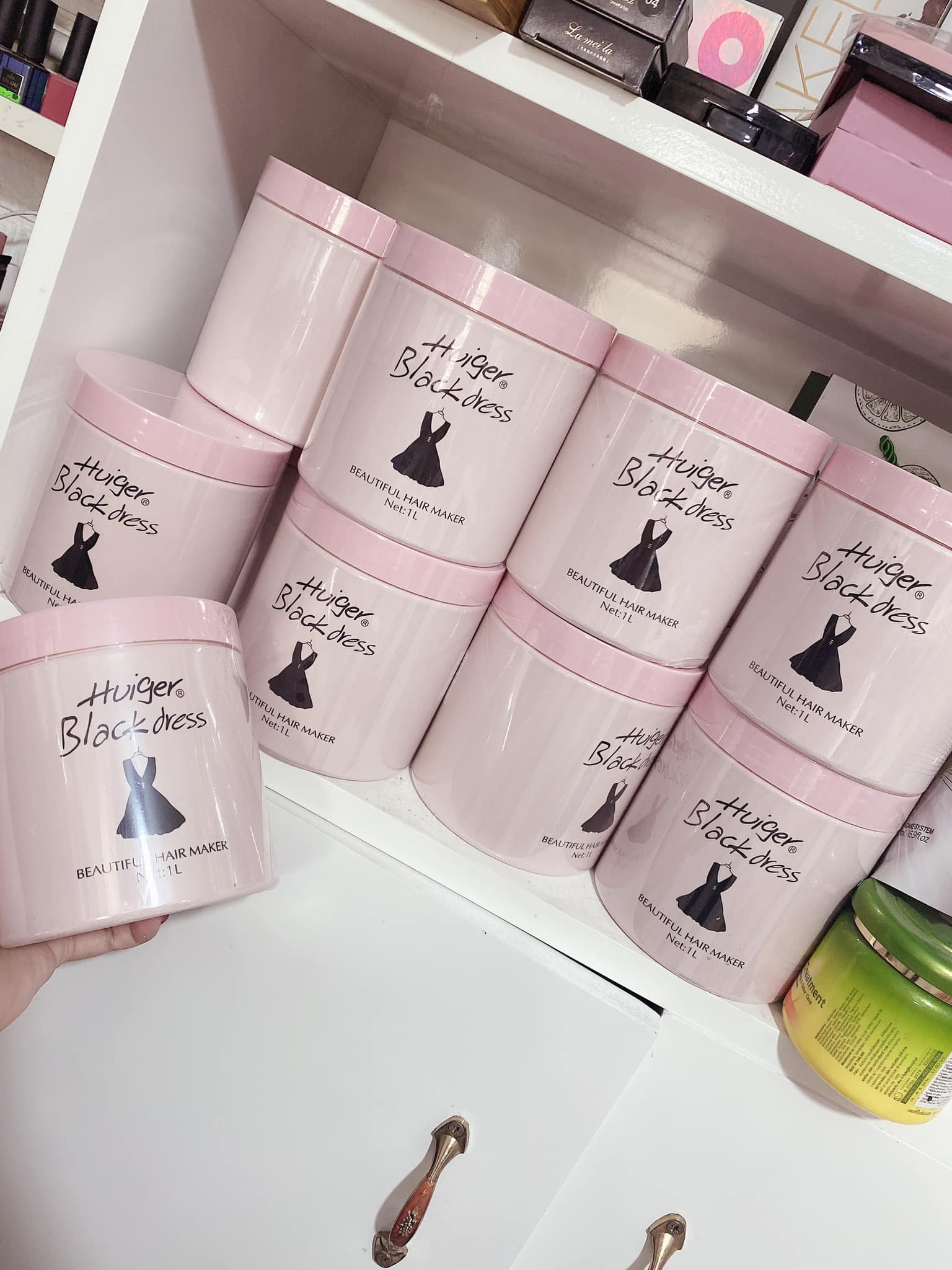 [ Tặng Mũ Ủ ] Kem Hấp Ủ Xả Huiger Black Dress 1000ml