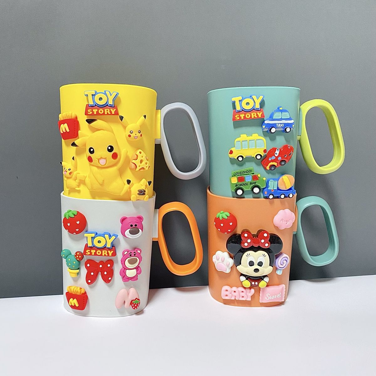 Ly Uống Nước/ Ly Đánh Răng cho Bé Kitty Doraemon Mickey Minnie