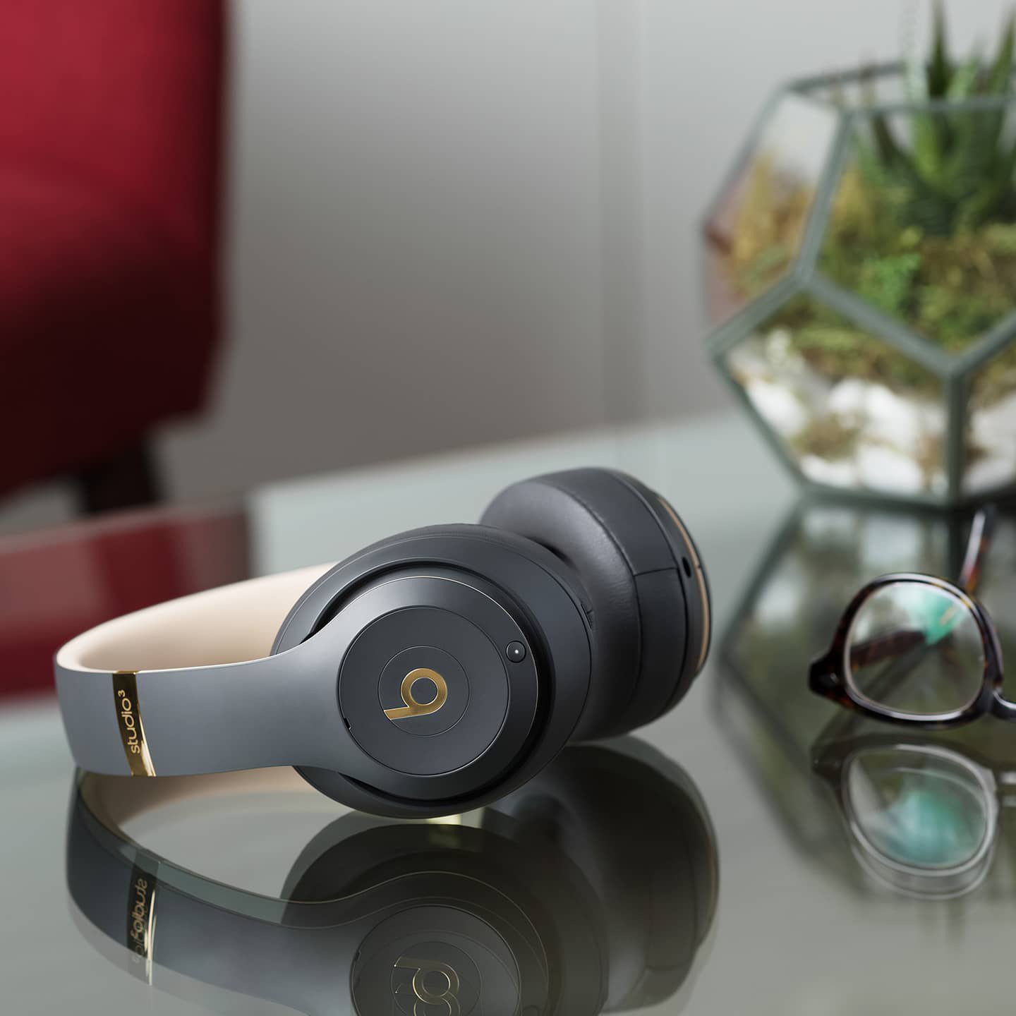 >> BÁO GIÁ TAI NGHE CHỤP TAI ,TAI NGHE BLUETOOTH KHÔNG DÂY BEATS STUDIO WIRELESS 22HR CÁCH LY TIẾNG ỒN, ÂM BASS MẠNH MẼ | Shopee Lazada Sendo Tiki mới nhất 204 Tai Nghe Chụp Tai Bluetooth Không Dây, Tai nghe Apple Beats Studio Wireless, Khử Tiếng Ồn, Bass Mạnh Mẽ, Kết Nối Bluetooth Nhanh Chóng, Gaming Không Dây Hủy Diệt Tại Thế Giới Công Nghệ SG.