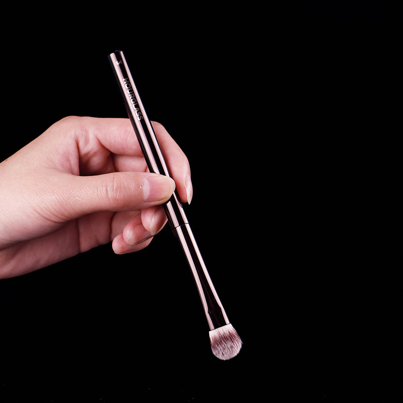 [HCM]Cọ Đánh Mắt ALL OVER SHADOW BRUSH Hourglass No 3