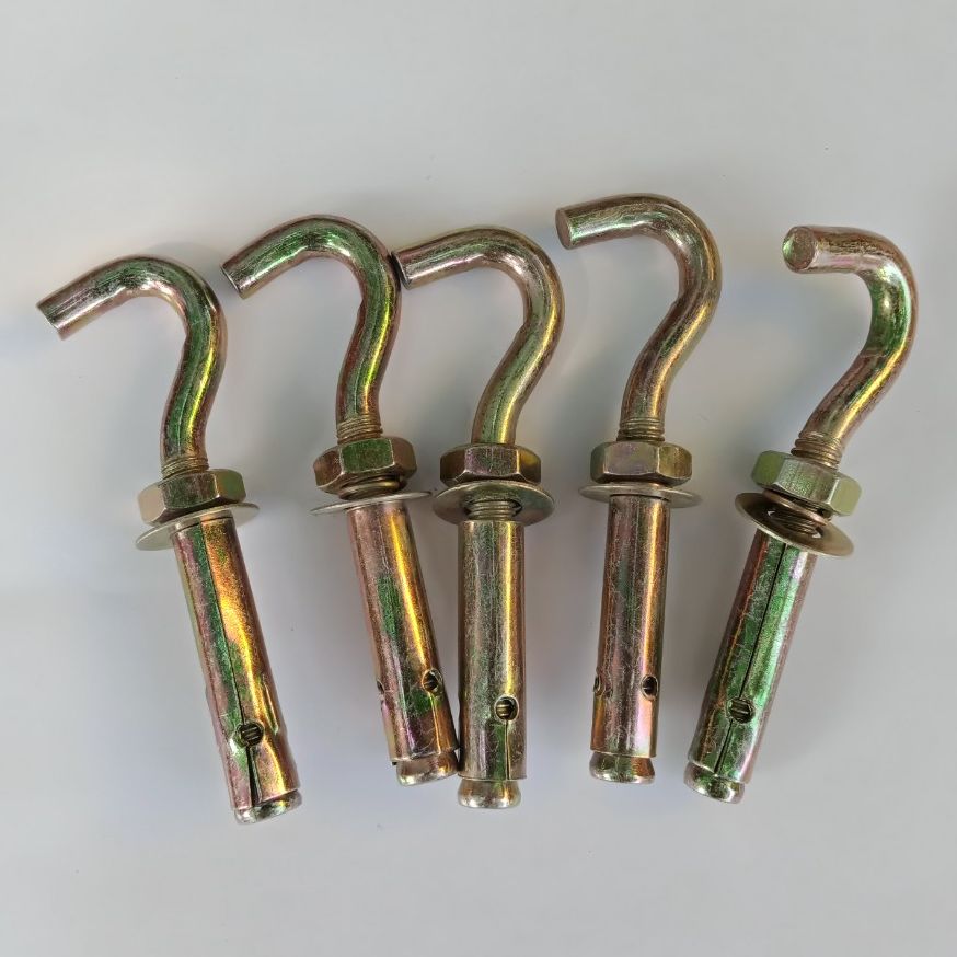 2 chiếc vít nở sắt móc phi 10