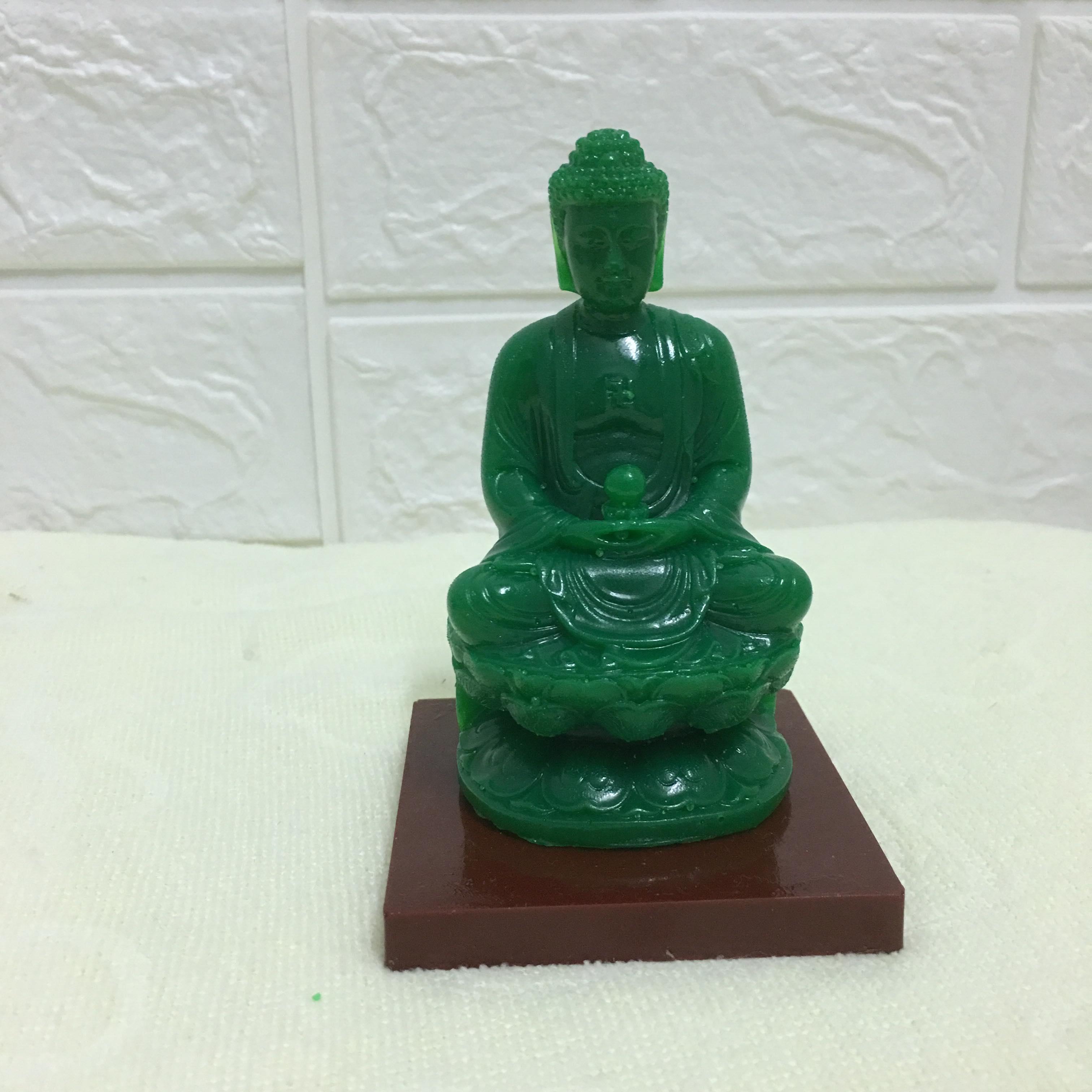 Tượng Phật A Di Đà mang may mắn cho mọi người