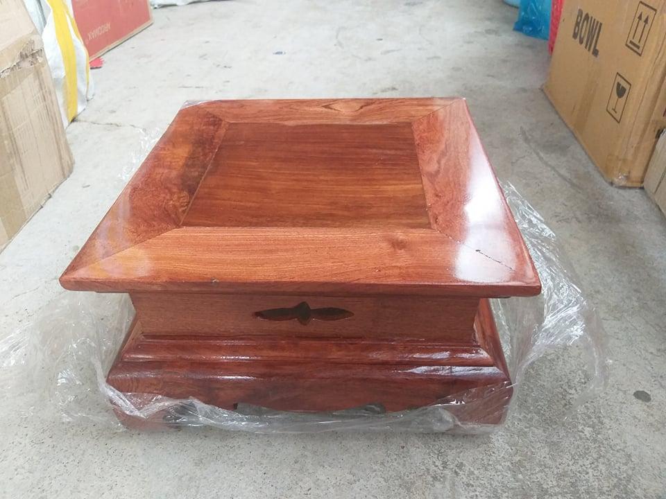 Đôn vuông gỗ Hương mặt 25cm cao 16cm