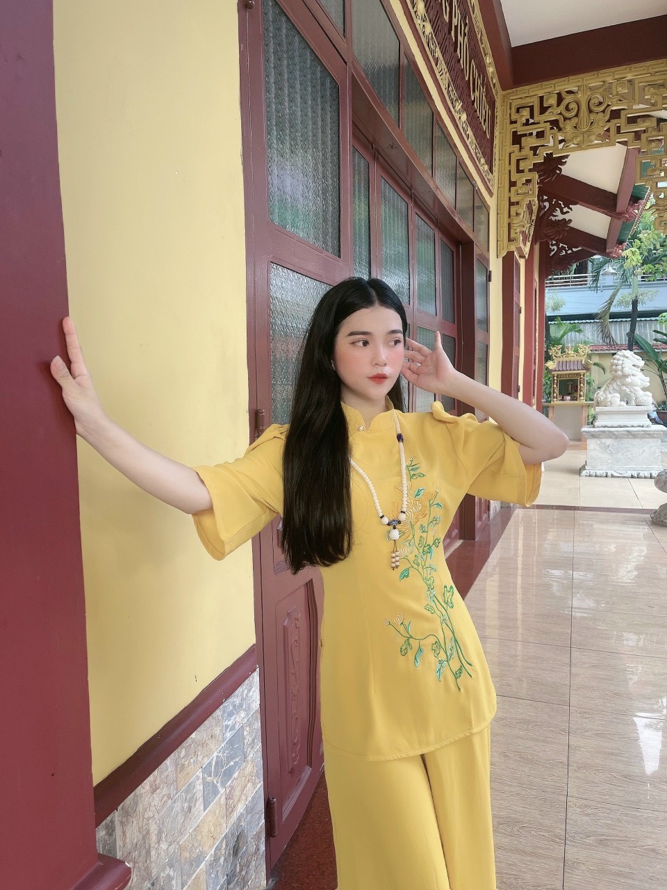 Đồ Lam Đi Chùa # Mẫu lụa sẫm cúc ngọc # Quần Áo Nữ