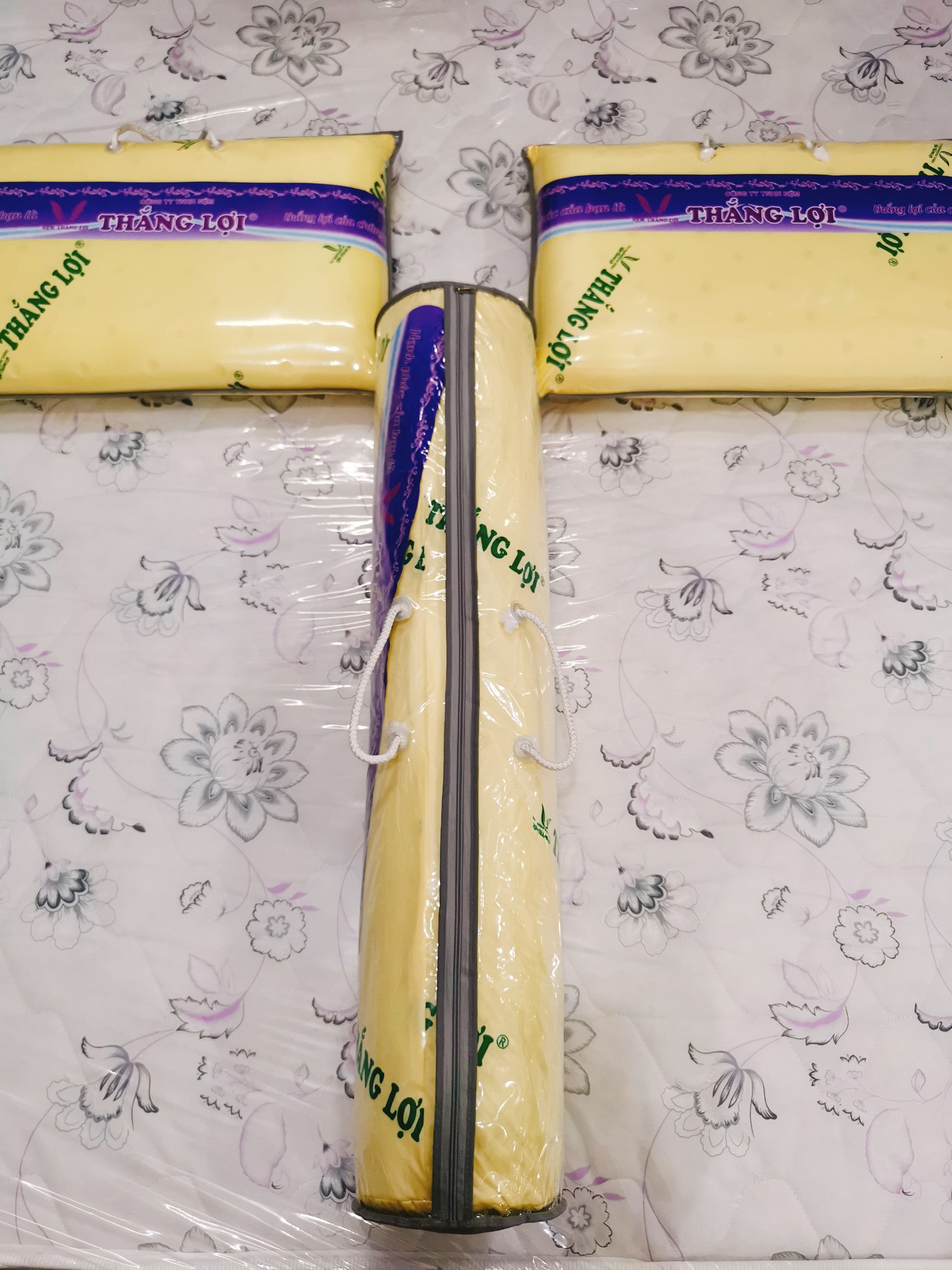 [HCM]BỘ 3 GỐI CAO SU NON THẮNG LỢI (2 Gối Nằm 40*60cm + 1 Gối Ôm),