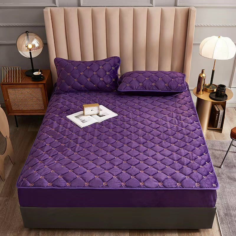 Thảm nỉ nhung trải giường GC ( 1 Ga + 2 vỏ gối nằm)