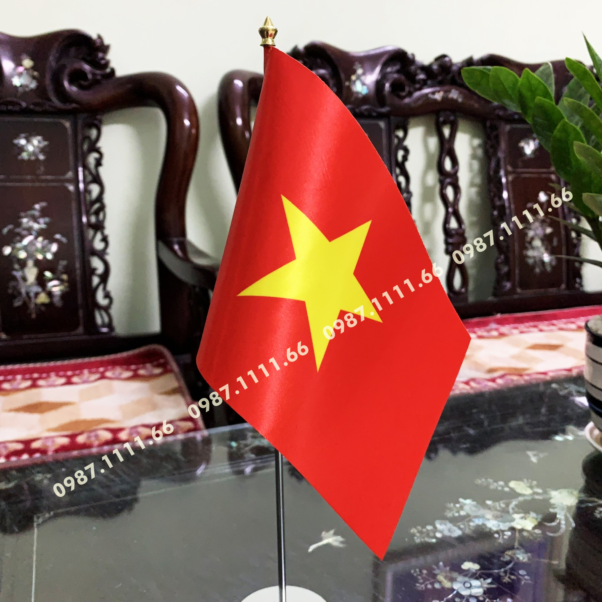 Cờ Để Bàn Việt Nam Đế Inox
