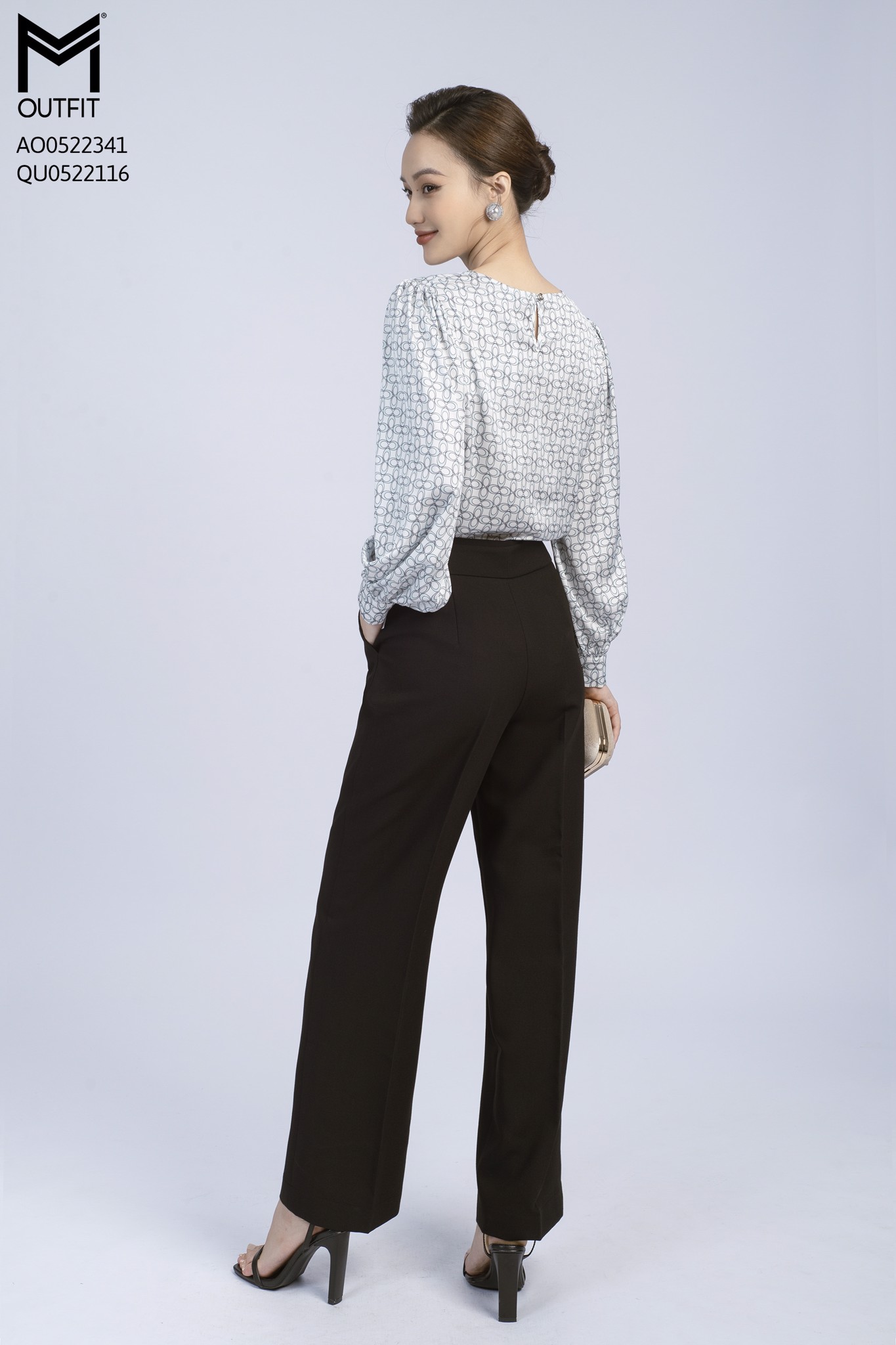Áo sơ mi dài tay, cổ tròn- mmoutfit