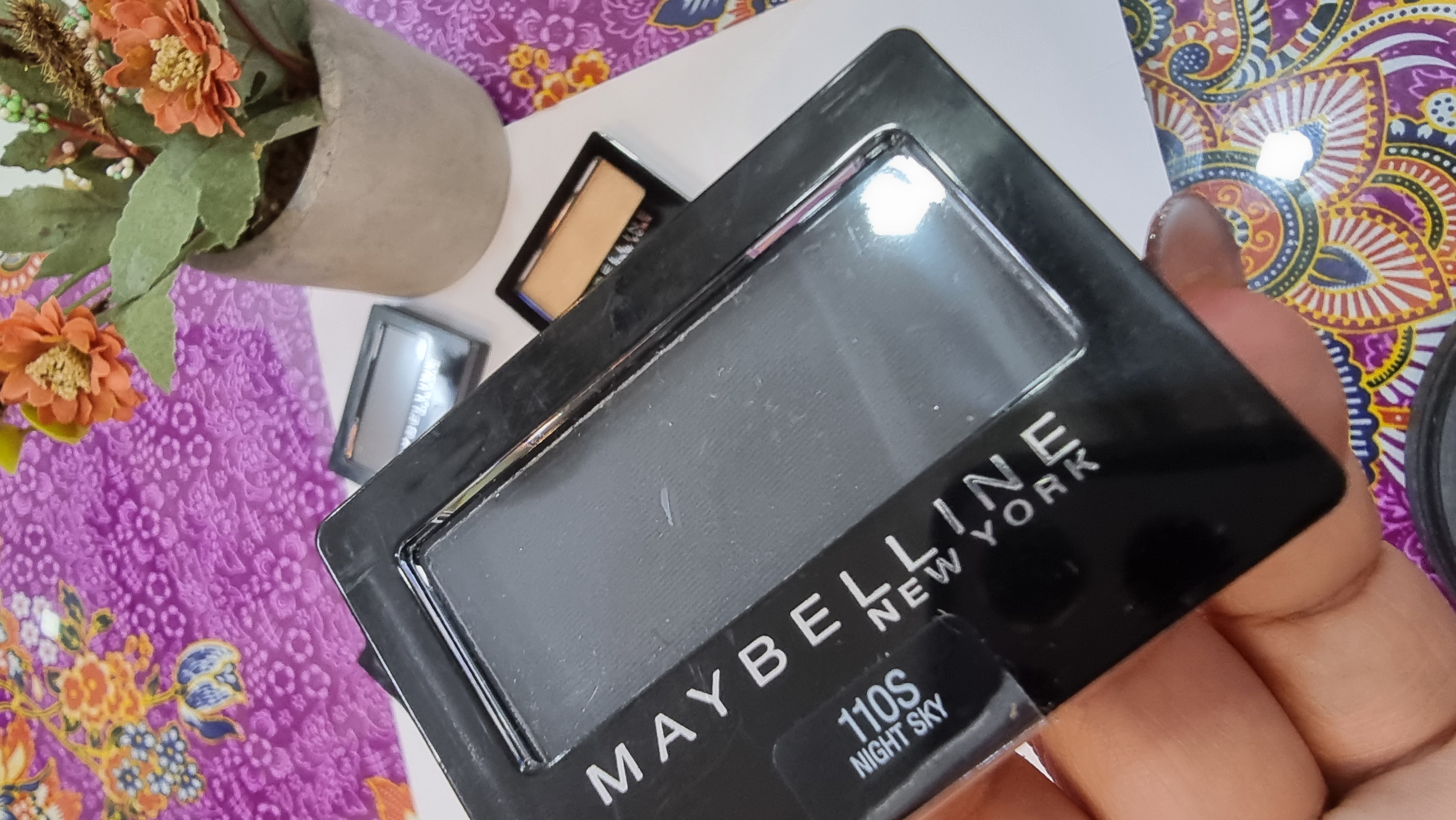 màu mắt maybelline