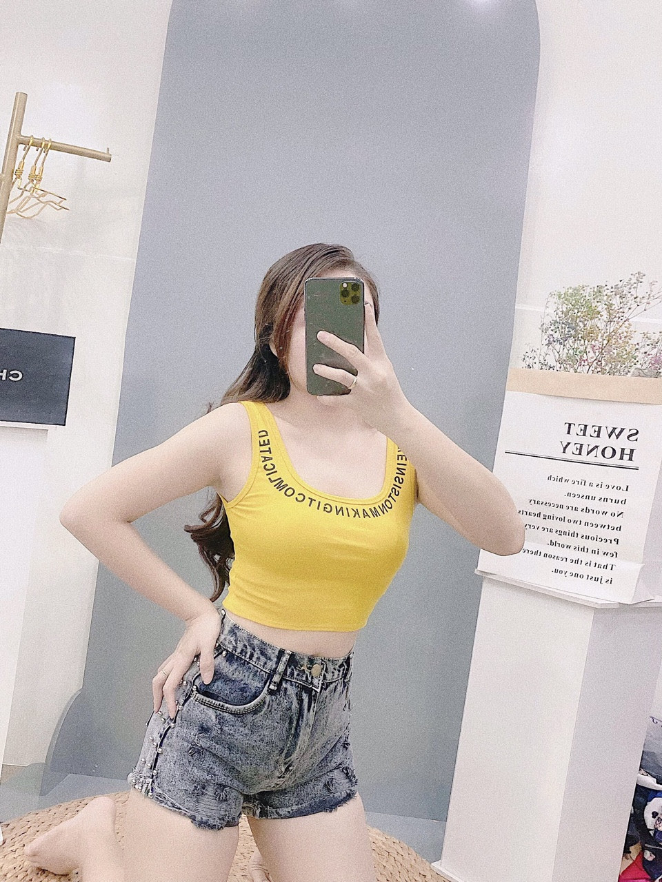Áo croptop 3 lỗ cổ vuông ngày hè mát mẻ TTSA0239