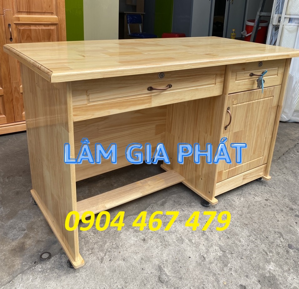 Bàn làm việc văn phòng gỗ thông cho nhân viên giám đốc