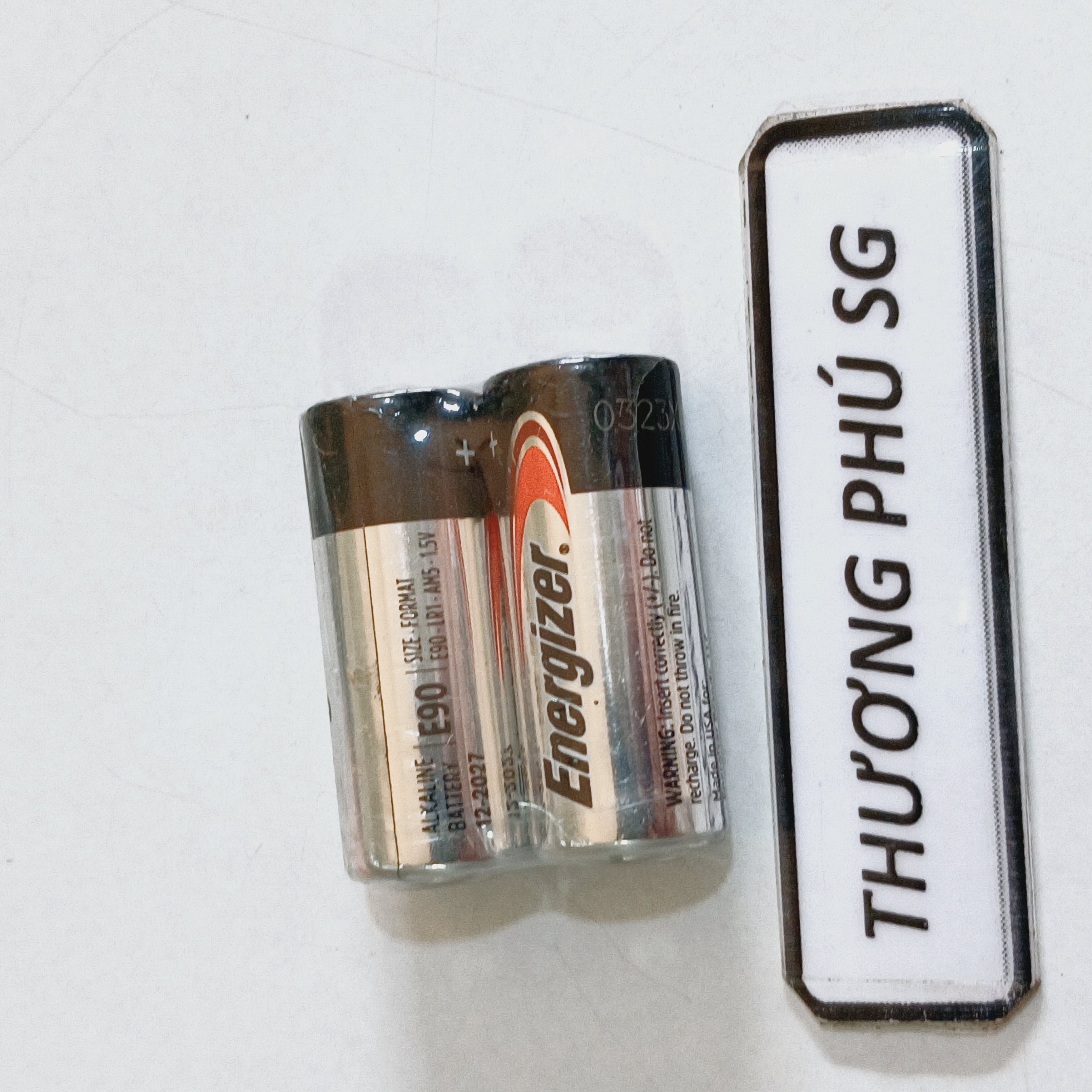 Pin e90, n, size n, r1, lr1, am5, sum5 - 1.5v / energizer alkaline battery