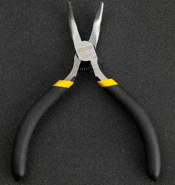 Kìm nhọn mũi cong stanley 84-126 15cm