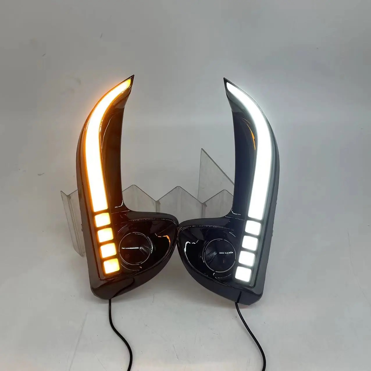 Led gầm trước vios 2021 2022 led day light led DRL tích hợp xi nhan chạy rất đẹp Toyota vios 2 chế độ.