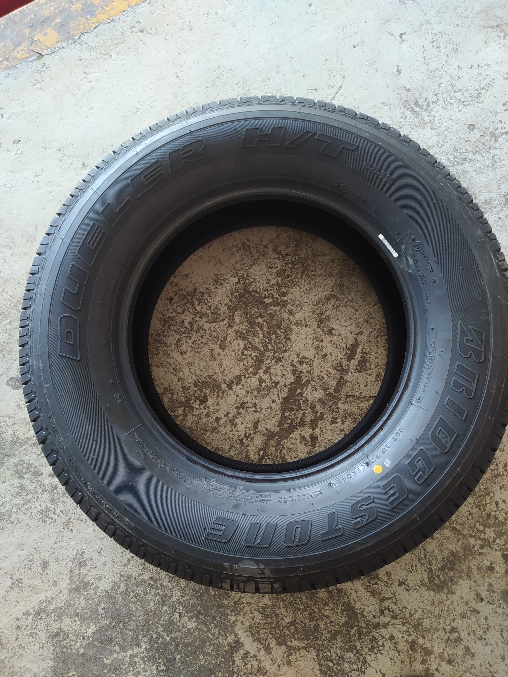 BRIDGESTONE 265/65R17 ALENZALX100 YA2383 ALENZA LX100 265