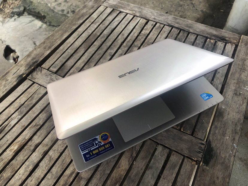 Asus X202E Core i3 3217u ram 4G Ssd 128G 12inch Cảm ứng