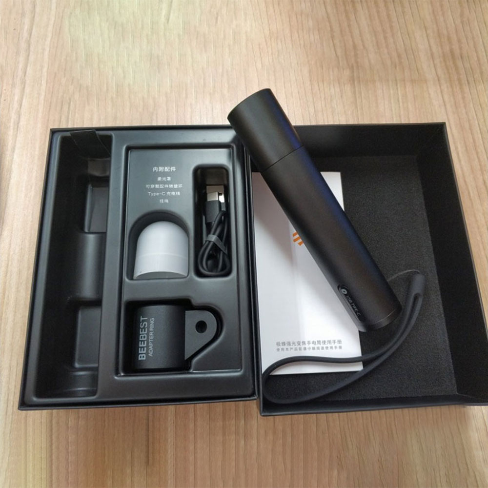 Đèn pin cầm tay siêu sáng Xiaomi BeeBest