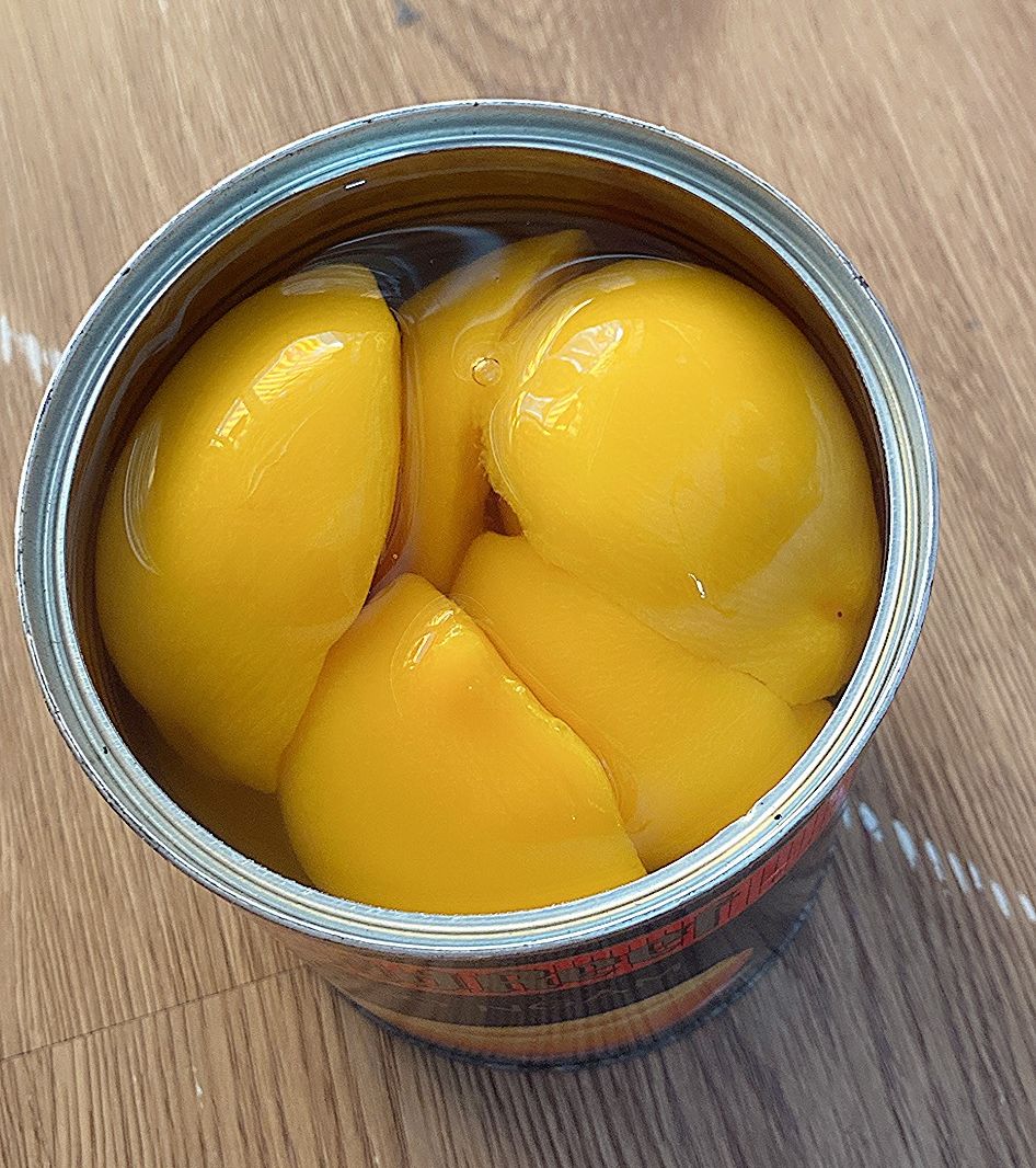 Đào ngâm và cocktail ngâm Goldreef Nam Phi 825gr (net weight) - Exp 08/02/2025 (SL 1 lon)