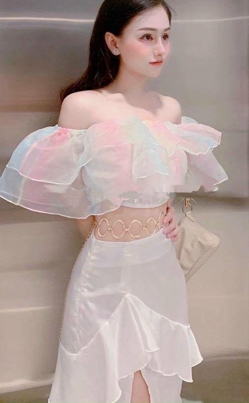Áo bẹt vai voan kiếng bèo loang màu cầu vồng