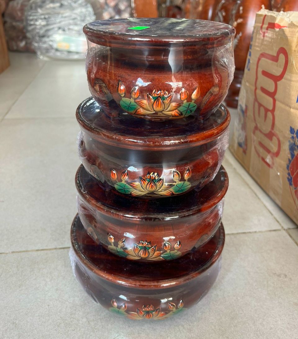Đôn đế đa năng gỗ tròn kê tượng thờ cúng, kê chậu cây vẽ sen nổi cao 8,5cm - Mặt nhiều size