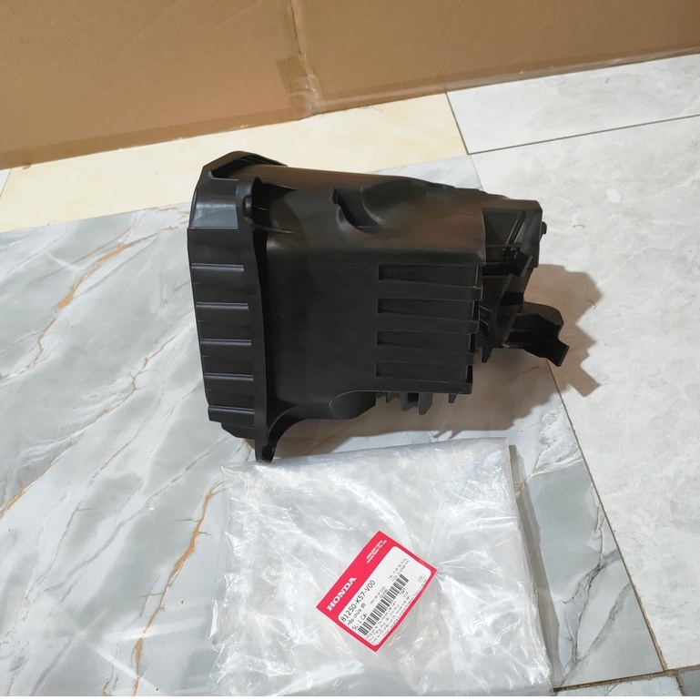 Hộp chứa đồ , thùng đồ Honda Blade 110  (81250K57V00)