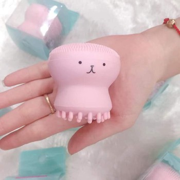 Cọ rửa mặt bạch tuộc giúp rửa sạch sâu
