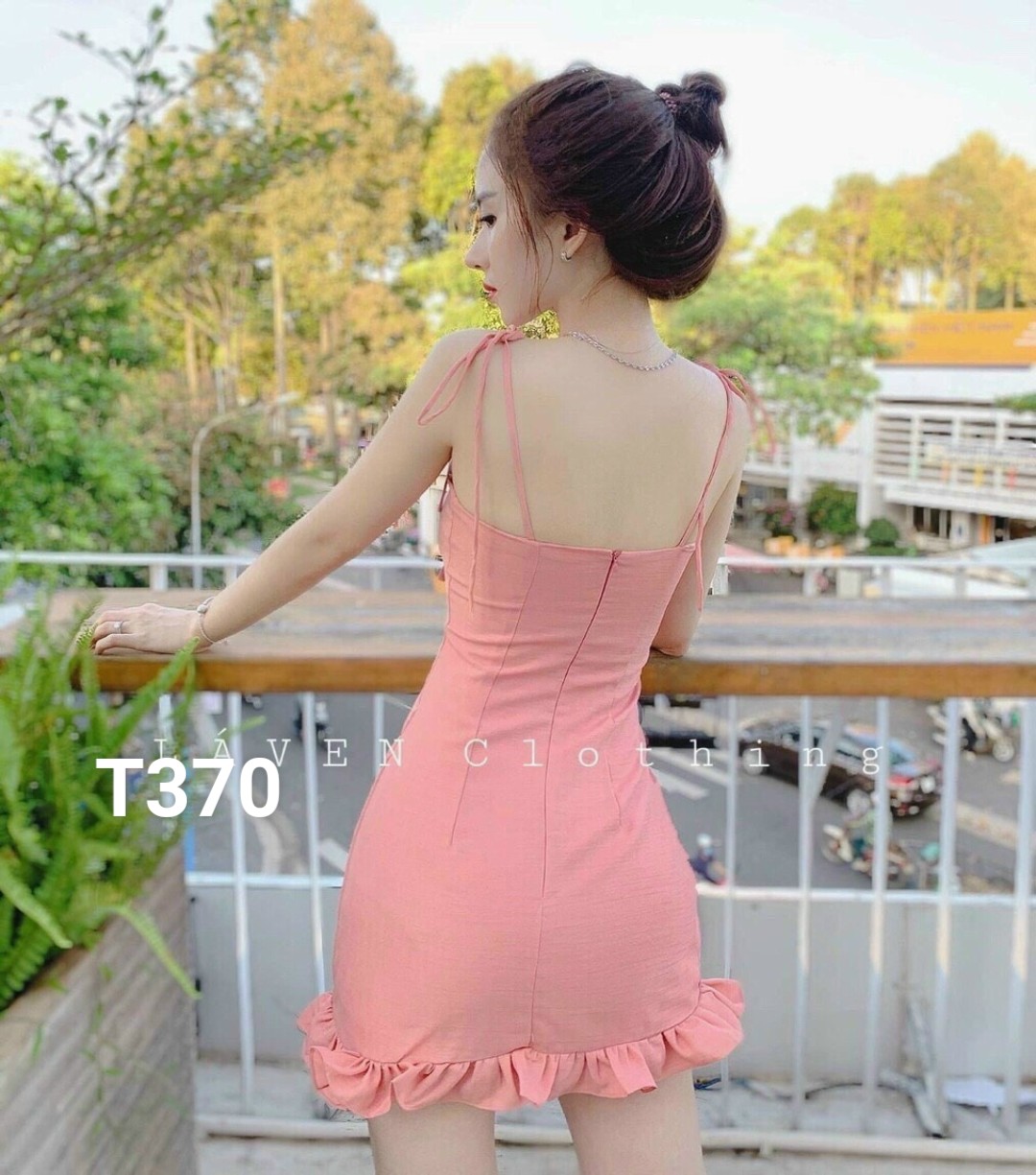 Đầm 2 dây đuôi cá có mút ngực quá đẹp T370